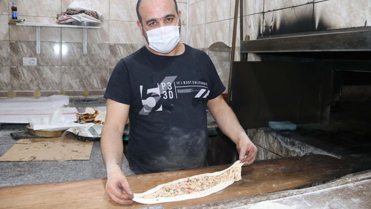 Şanlıurfanın taş fırınında pişen lezzetleri