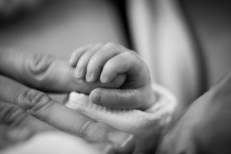 ‘A’ İle Başlayan Kız Bebek İsimleri ve Anlamları
