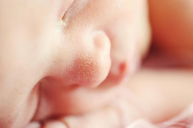 ‘F’ İle Başlayan Kız Bebek İsimleri ve Anlamları