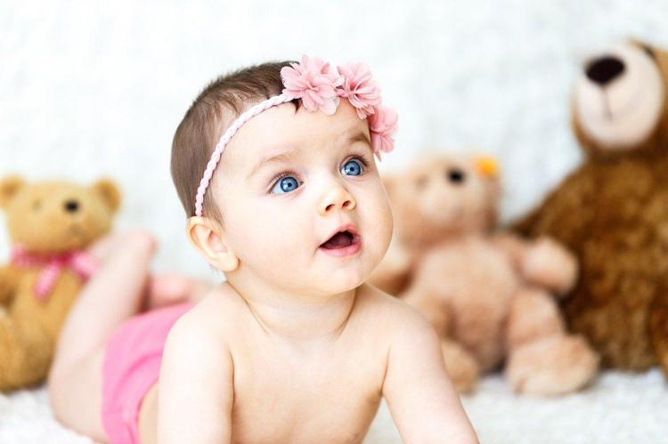‘J’ İle Başlayan Kız Bebek İsimleri ve Anlamları