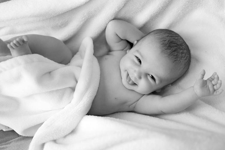 ‘P’ İle Başlayan Kız Bebek İsimleri ve Anlamları