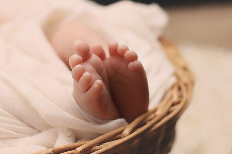 ‘V’ İle Başlayan Kız Bebek İsimleri ve Anlamları