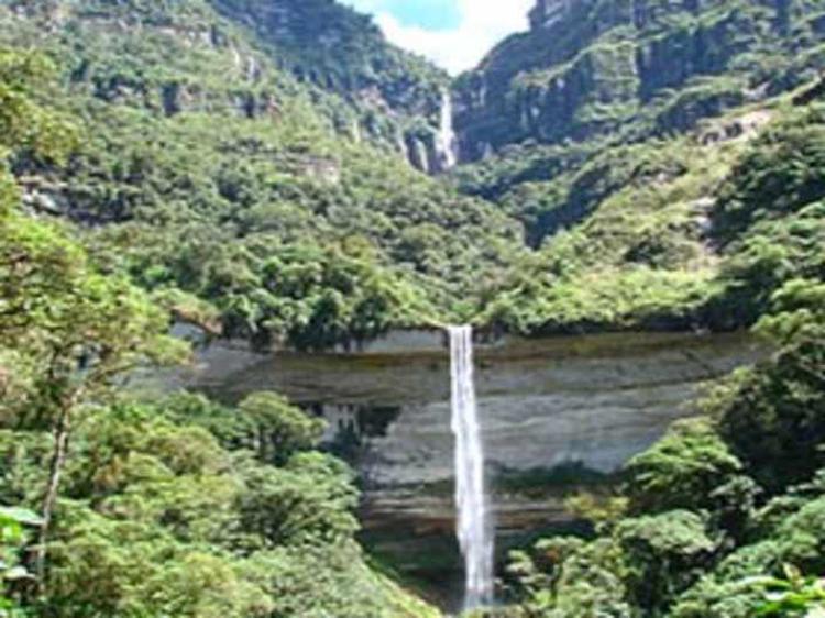 5. Catarata Yumbilla, Peru - 896 metre