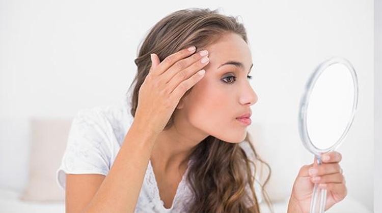 2- Gözeneklerinizi doğal bir tonik ile açın