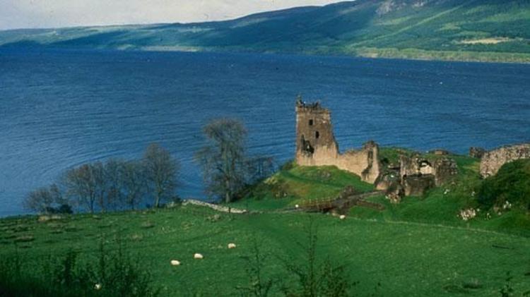 8. Loch Ness Canavarı aldatmacaları