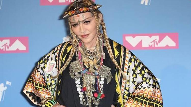 12- Madonna: 850 milyon dolar