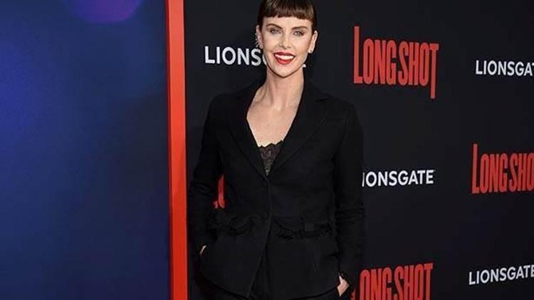 Ne olur yapmayın Charlize Hanım