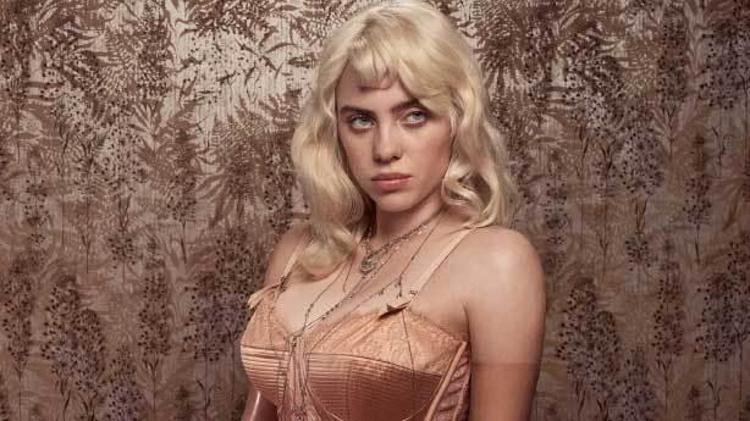 Şimdi sen de herkes gibisin Billie…