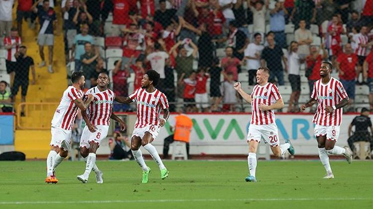 Antalyaspor - Trabzonspor Maçından Kareler - Antalyaspor - Spor Haberleri