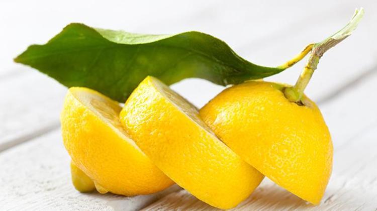 7- Elinizi limonlayın
