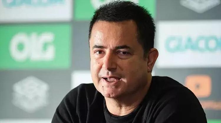 ‘‘Medyadaki başarı hikâyemi futbolda yapmak istiyorum’’