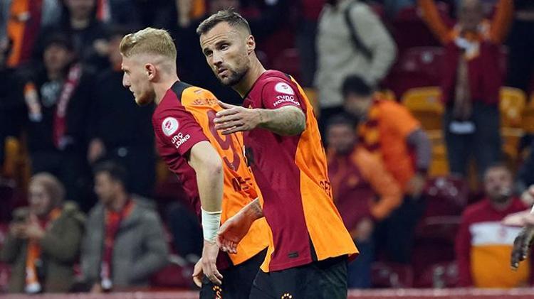 Galatasarayın gündemindeki yıldız ismi açıkladı: Erden Timur transfer için girişimlere başlıyor