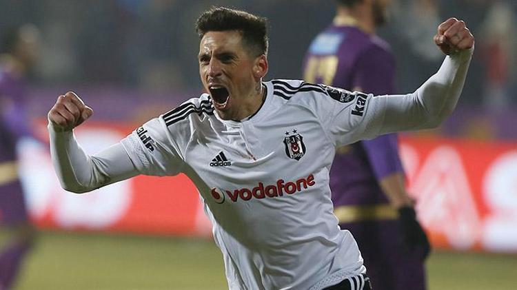Beşiktaştan orta sahaya yıldız transfer hamlesi Anderson Talisca detayı