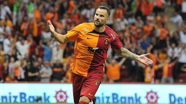 Galatasaray, Seferovic sonrası bir yabancı forveti daha transfer ediyor Görüşmeler başladı