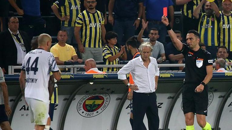 Fenerbahçe-Adana Demirspor maçı sonrası olay sözler: Sen güvenlik görevlisi değilsin Acemilik yaptı