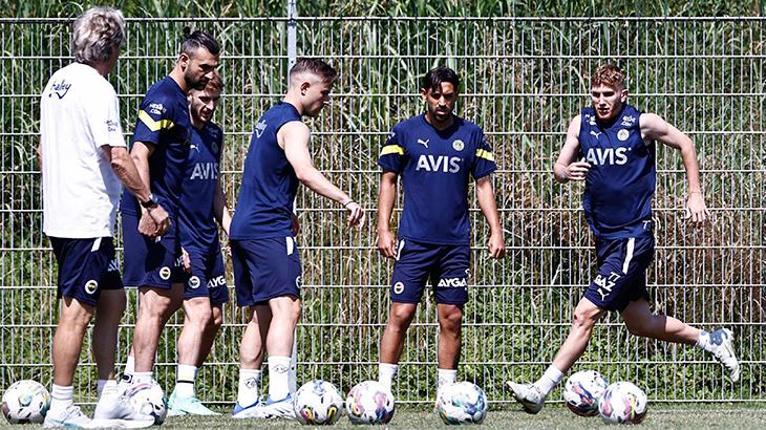 Fenerbahçede Jesus kolları erken sıvadı Tam 4 futbolcu ile yollar ayrılacak