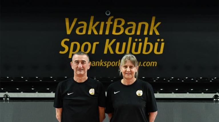 Tüm yaş gruplarında tek şampiyon VakıfBank