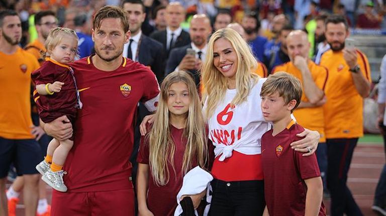 Francesco Totti nasıl aldatıldığını anlattı: Mesajları görünce inanamadım Şok oldum