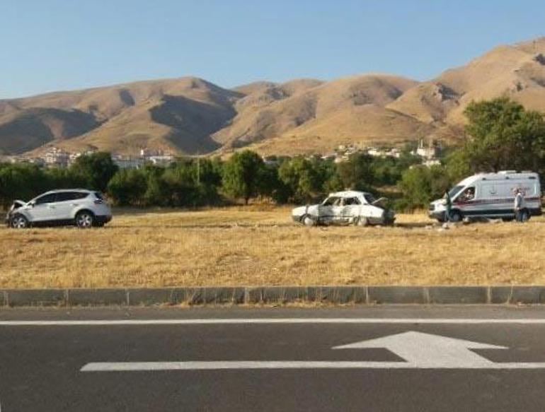 Tuncelide feci kaza Aynı aileden 3 kişi hayatını kaybetti