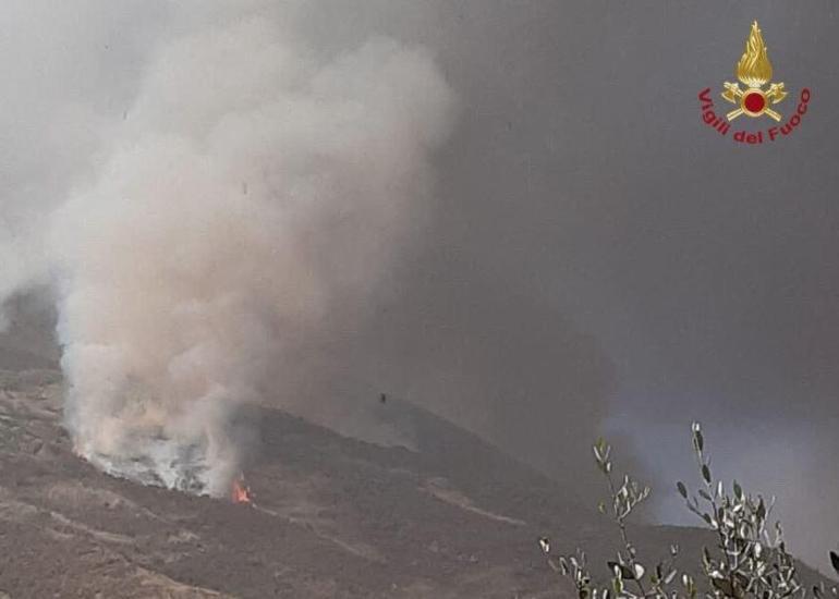 Son dakika İtalyada Stromboli yanardağı faaliyete geçti