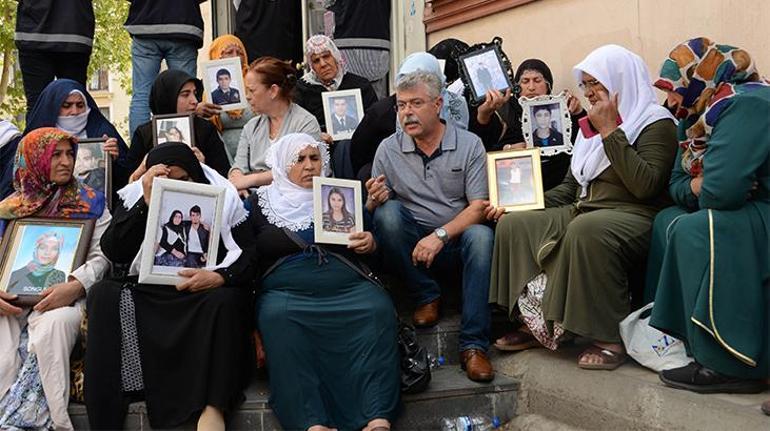 Evlat nöbetinde 15. gün Şehit babası ziyaret etti: Annelerin onurlu duruşu terörü bitirecek