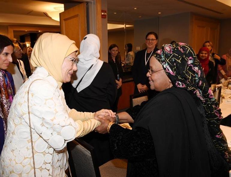Emine Erdoğan, ABDli Müslüman toplumun kadın temsilcileriyle buluştu