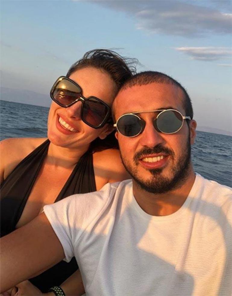 Ezgi Mola-Mustafa Aksakallı evleniyor