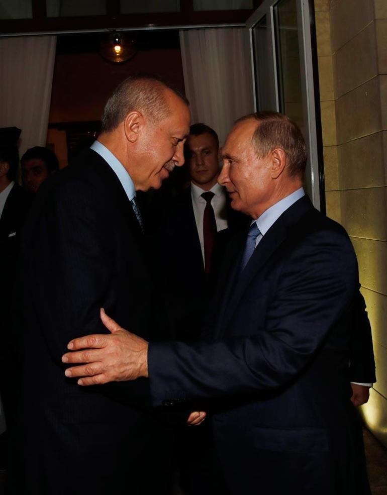 Cumhurbaşkanı Erdoğan Rusyadan ayrıldı