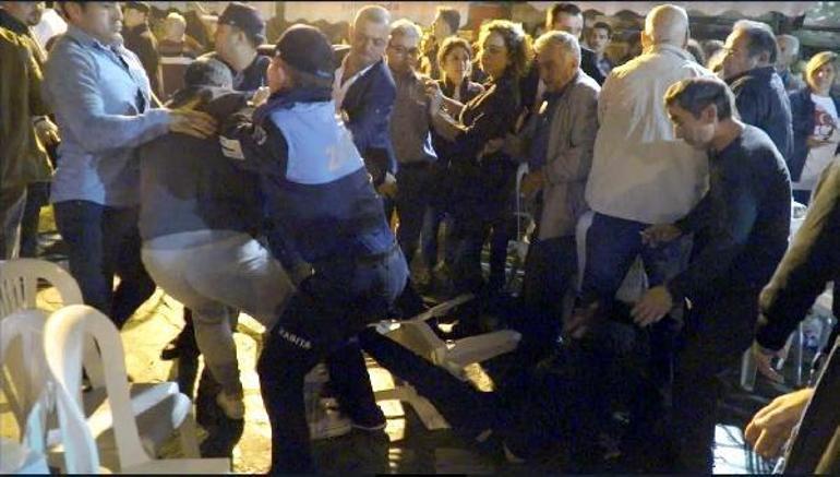 29 Ekim kutlamalarında belediye başkanına saldırı