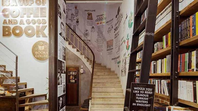 Kahve-kitap birlikteliğinin ayrıcalıklı hali: Books and Coffee