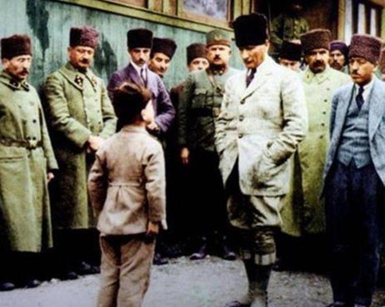 En güzel Atatürk resimleri ve 10 Kasım mesajları Şükran ve saygıyla