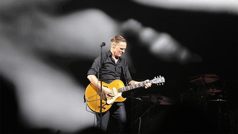 İstanbuldan Bryan Adams geçti