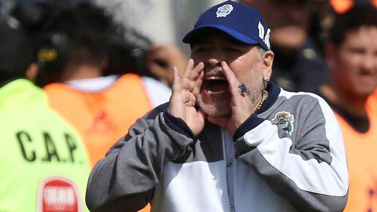Maradonanın Gimnasia serüveni 3 ay sürmedi