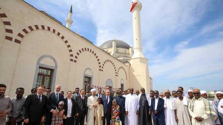 TBMM Başkanı Şentop, Cibuti 2. Abdülhamid Han Camisini açtı