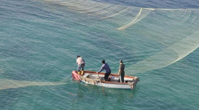 Hadi ipucu sorusu ve cevabı 6 Aralık 2019 | Deniz, göl ve ırmakların kıyılara yakın yerlerinde ağ ve kazıklarla oluşturulan balık avlama yerine ne ad verilir