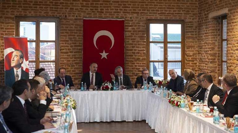 Cumhurbaşkanlığı Kültür ve Sanat Politikaları Kurulu üyeleri Edirnede toplandı