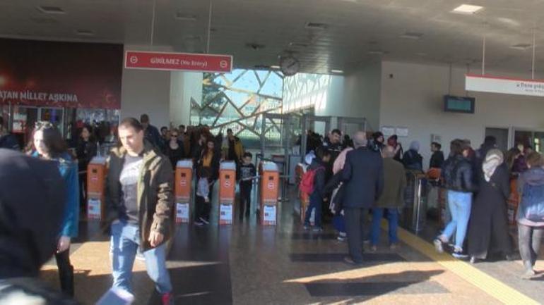 Son dakika İstanbulluya hafta sonu şoku Metrodan sonra metrobüs
