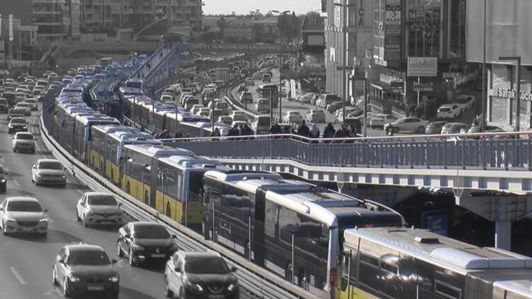 Son dakika İstanbulluya hafta sonu şoku Metrodan sonra metrobüs