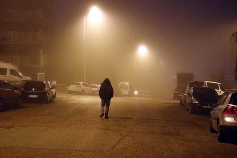 Yoğun sis Ankarada etkili oldu Sürücüler zor anlar yaşadı