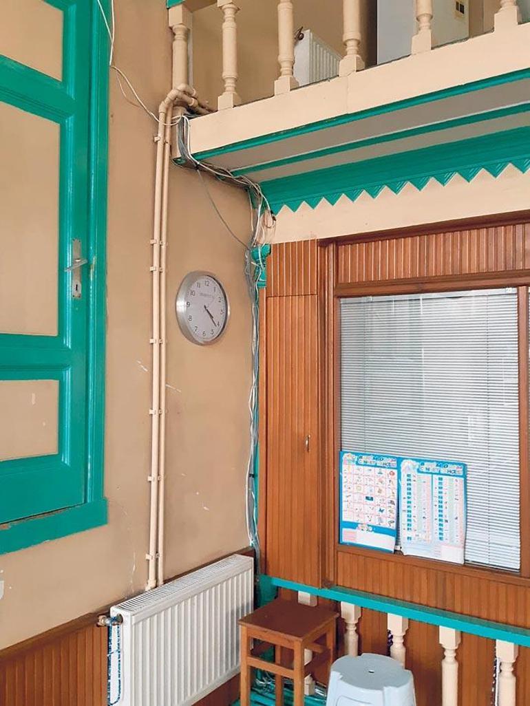 Üstü tarih altı büfe