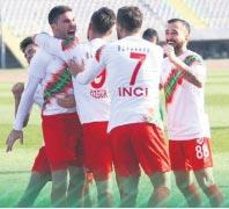Daha fazla kenetlenmeli