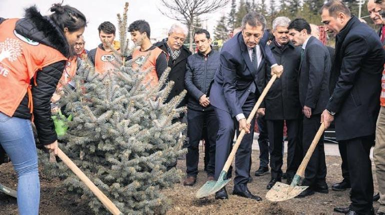 Toprak Dede’yi toprağa uğurladık