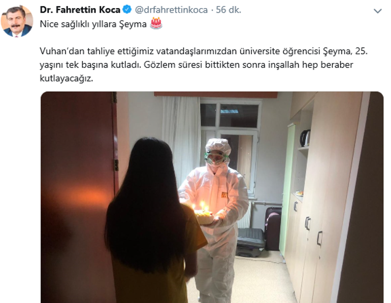 Karantinada doğum günü kutlaması