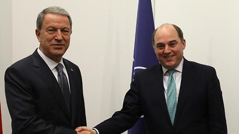 Bakan Akar, İngiliz ve Fransız mevkidaşlarıyla görüştü