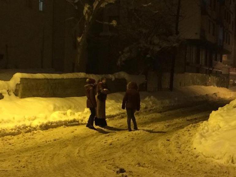 Son dakika | İranda korkutan deprem: Vanda da hissedildi