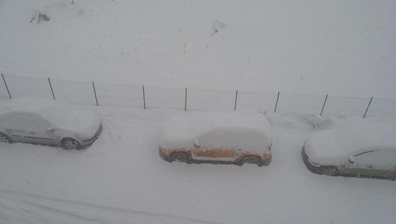 Vartoda 140 yerleşim yerinin yolu kar nedeniyle kapandı