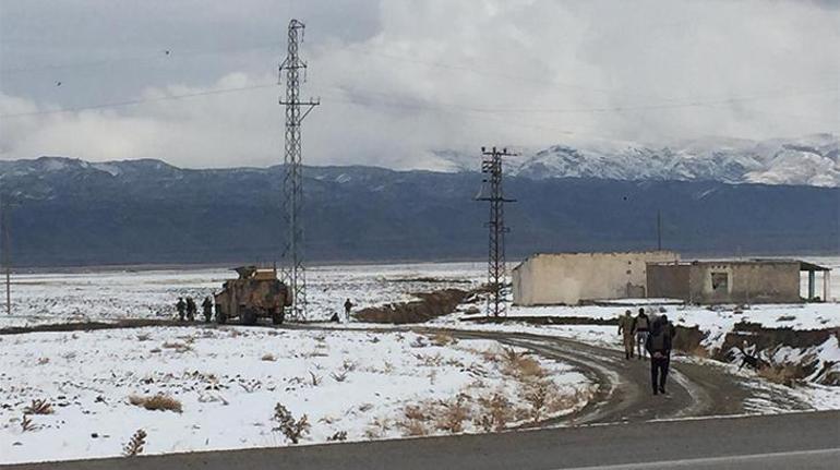 Son dakika haberler: Roketli saldırıdan acı haber Bir şehit... Teröristler kıstırıldı