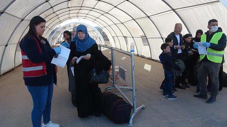 Öncüpınardan 2 bin Suriyeli, bayram için ülkesine gitti