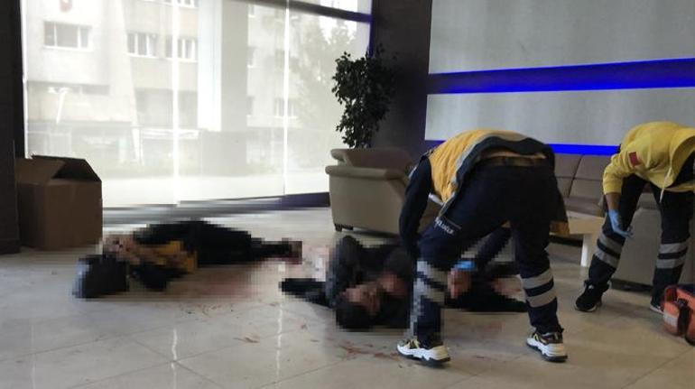 İstanbulda sıcak saatler Maske alış verişinde silahlı kavga