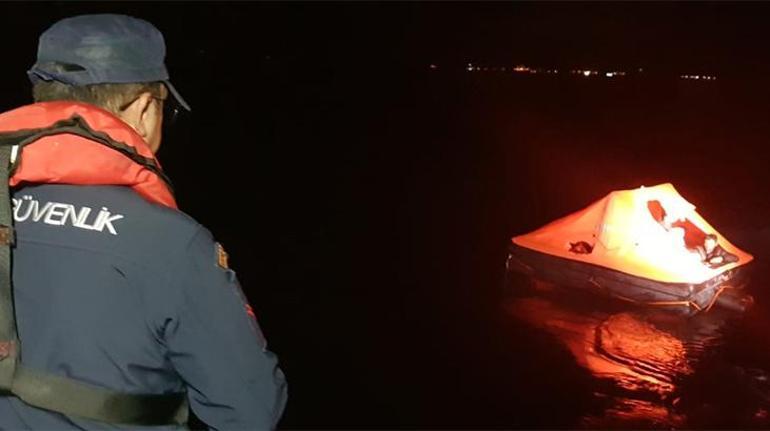 Yunan sahil güvenliğinin Türk kara sularına bıraktığı sığınmacıları kurtarıldı